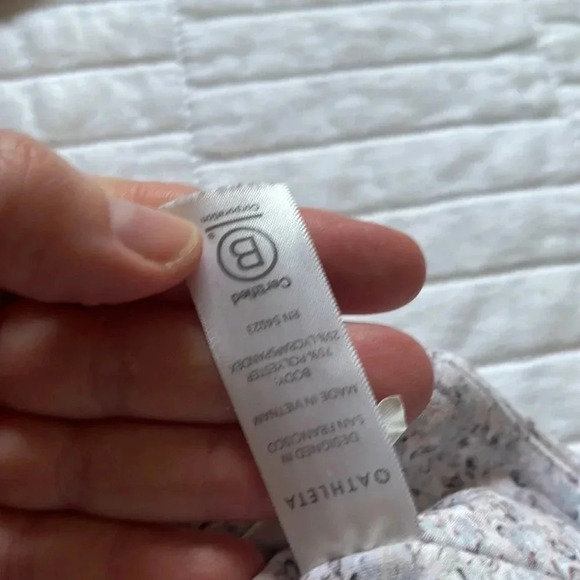 Athleta Salutation stash pocket tight size XS - Picture 5 of 6